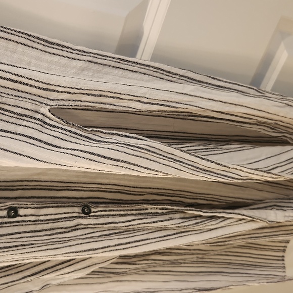 Reformation Striped Linen Dress Size Medium Without Belt - Picture 6 of 9